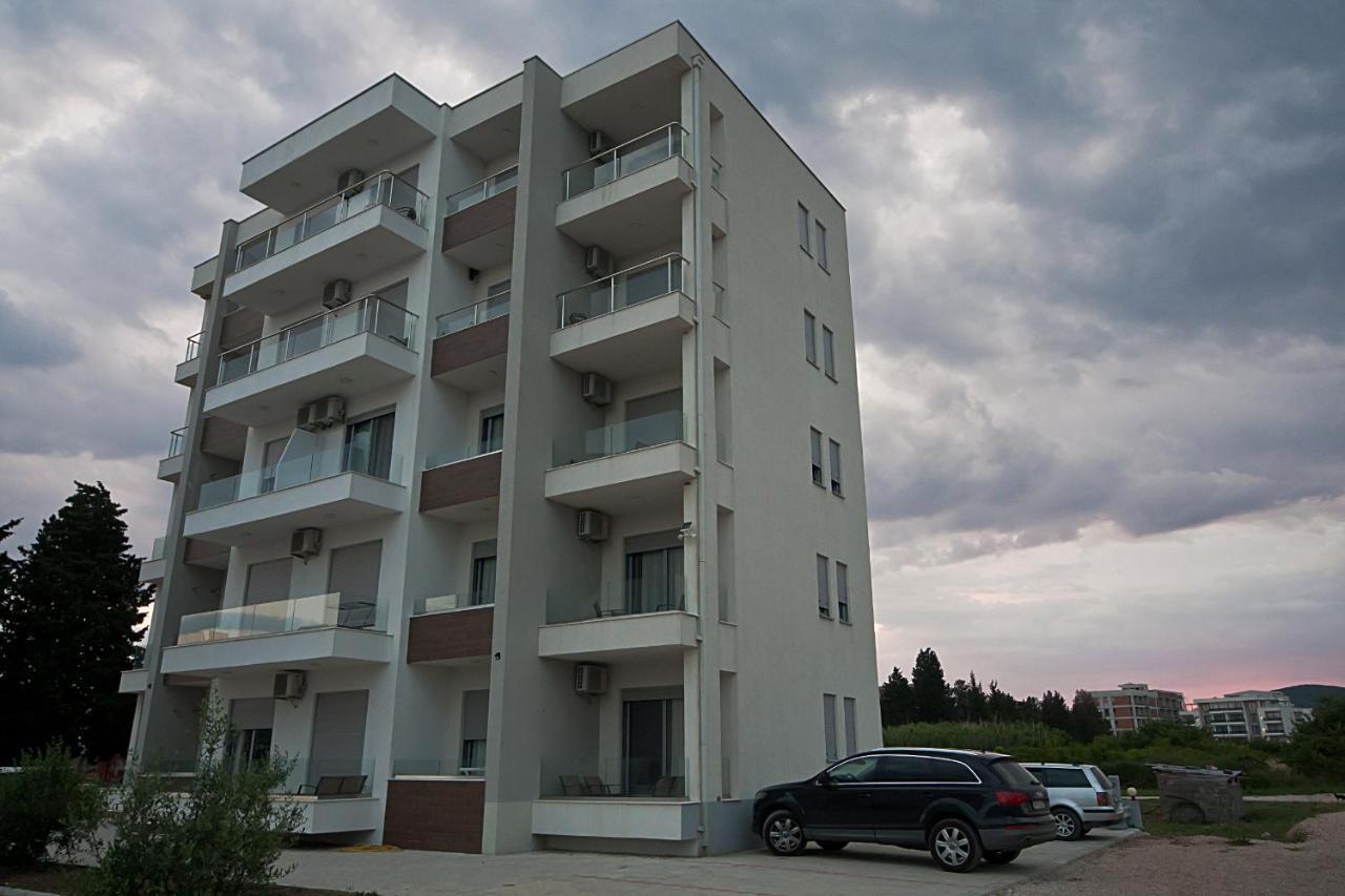 Apartments Jasmina Ulcinj Luaran gambar